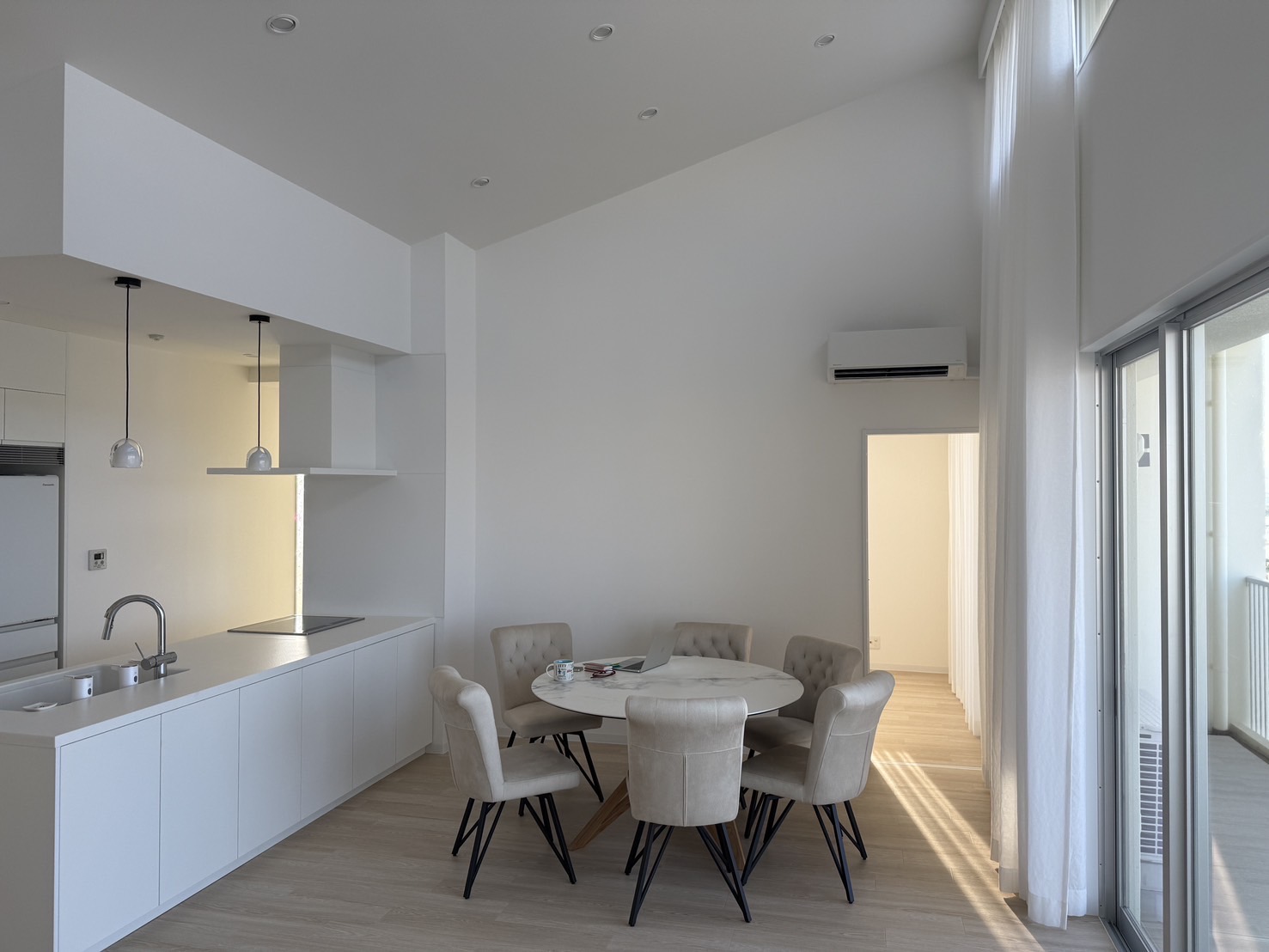 H氏マンション　内装工事（北谷町）①